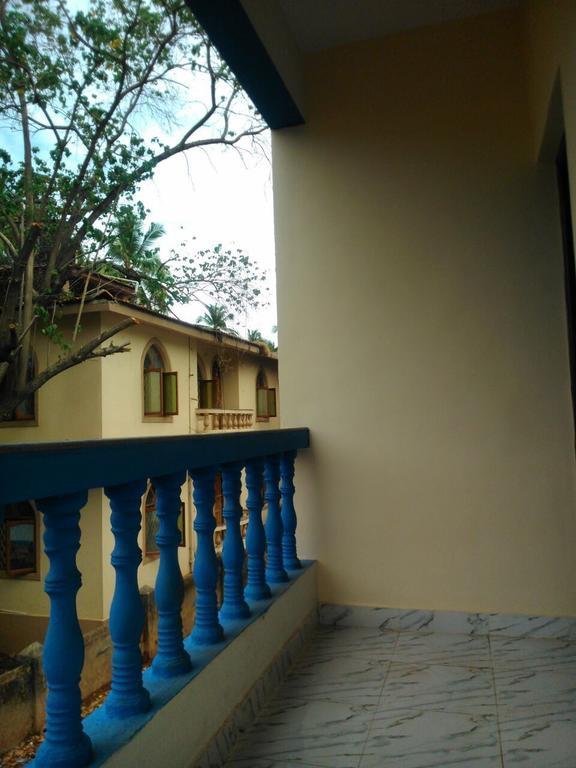 Casa Almeida Guest House Candolim Chambre photo